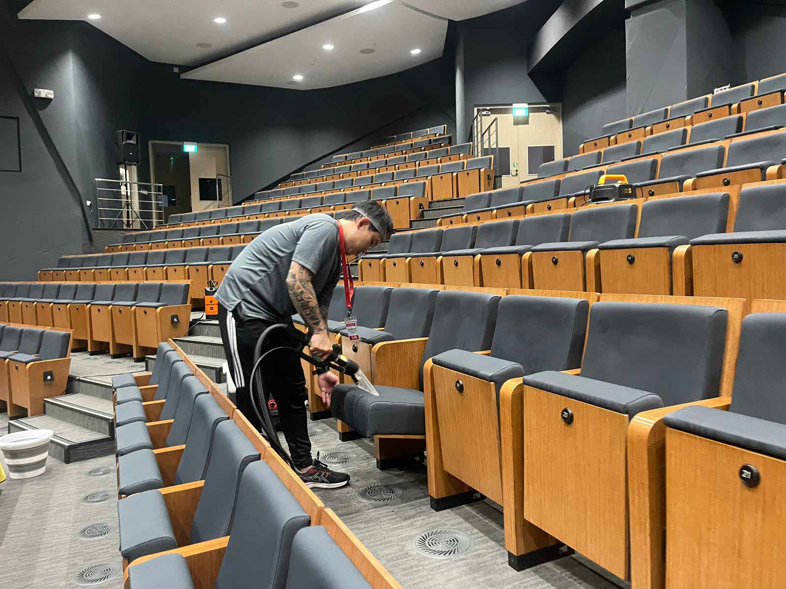 Upholstery-Cleaning-Banner